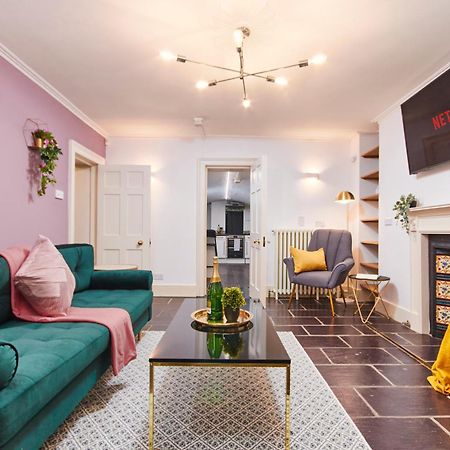 Beautiful 2Bedroom 4 Actual Beds House With Wifi By Purestay Bath Bagian luar foto