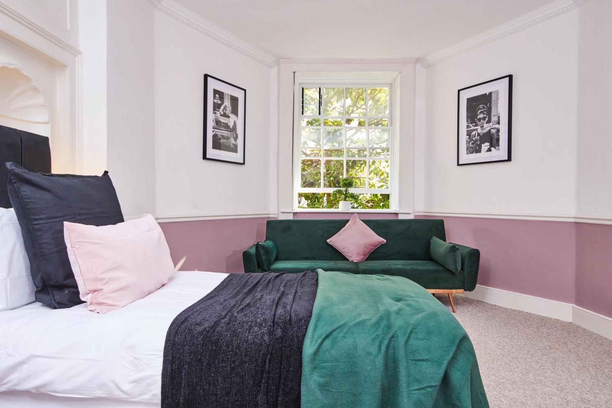 Beautiful 2Bedroom 4 Actual Beds House With Wifi By Purestay Bath Bagian luar foto