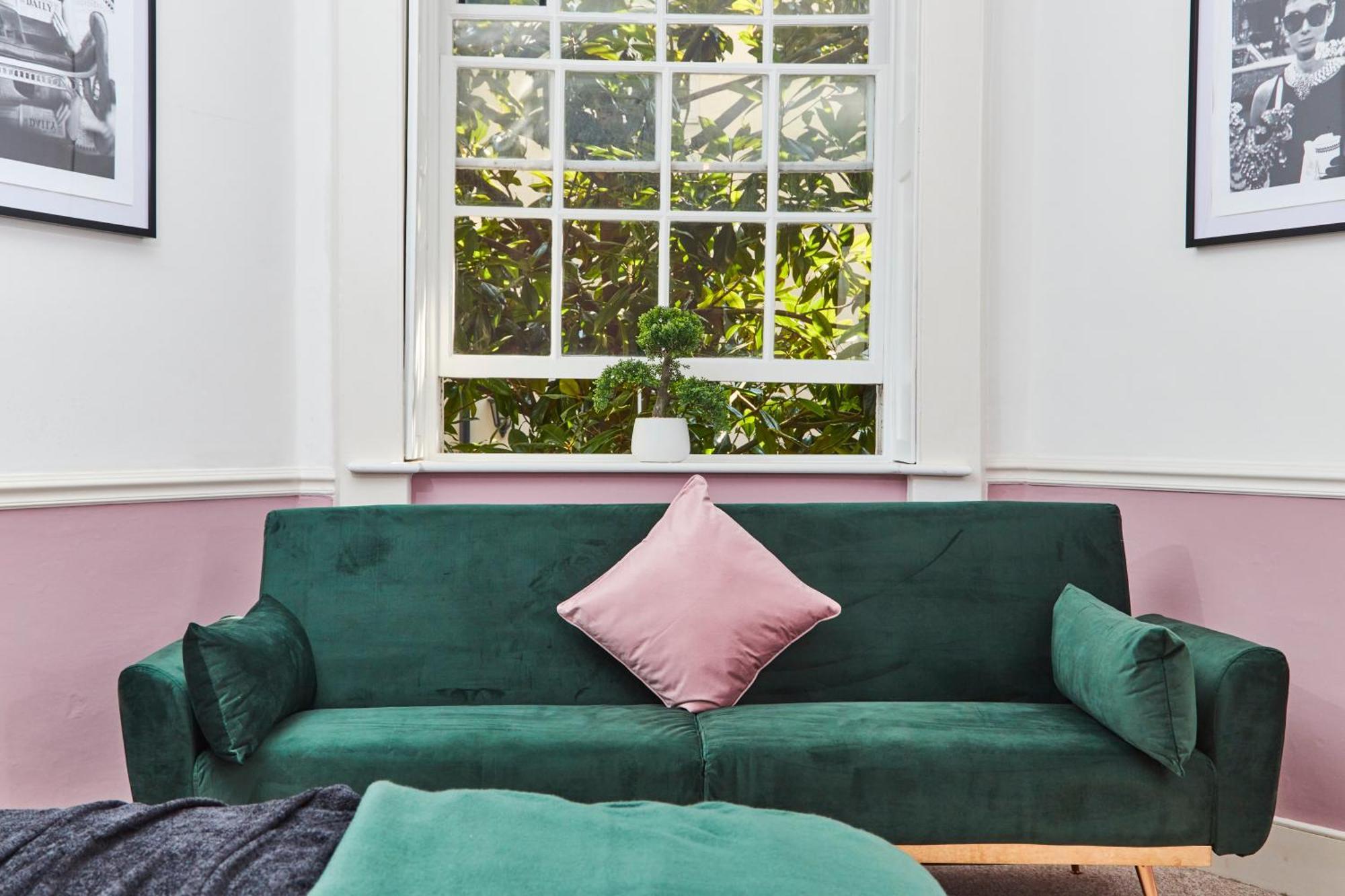 Beautiful 2Bedroom 4 Actual Beds House With Wifi By Purestay Bath Bagian luar foto