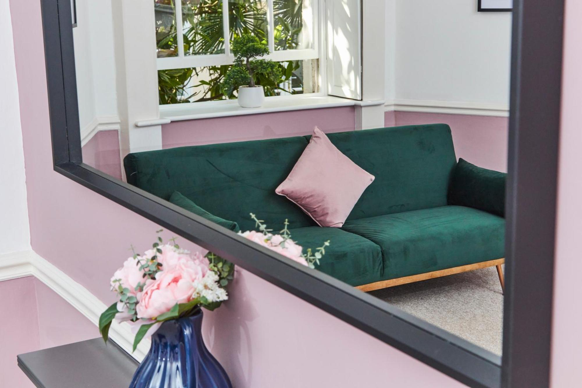 Beautiful 2Bedroom 4 Actual Beds House With Wifi By Purestay Bath Bagian luar foto
