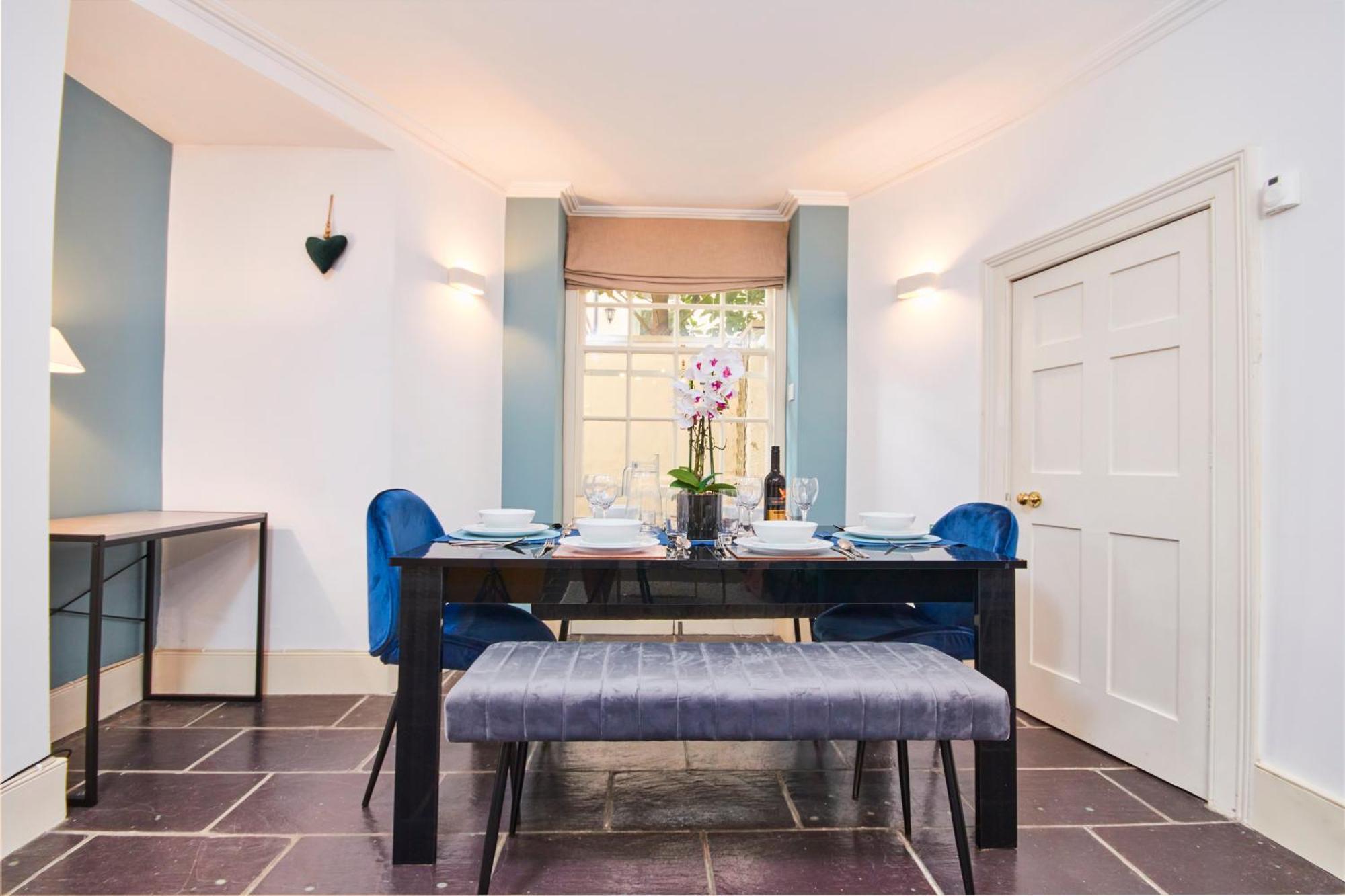 Beautiful 2Bedroom 4 Actual Beds House With Wifi By Purestay Bath Bagian luar foto