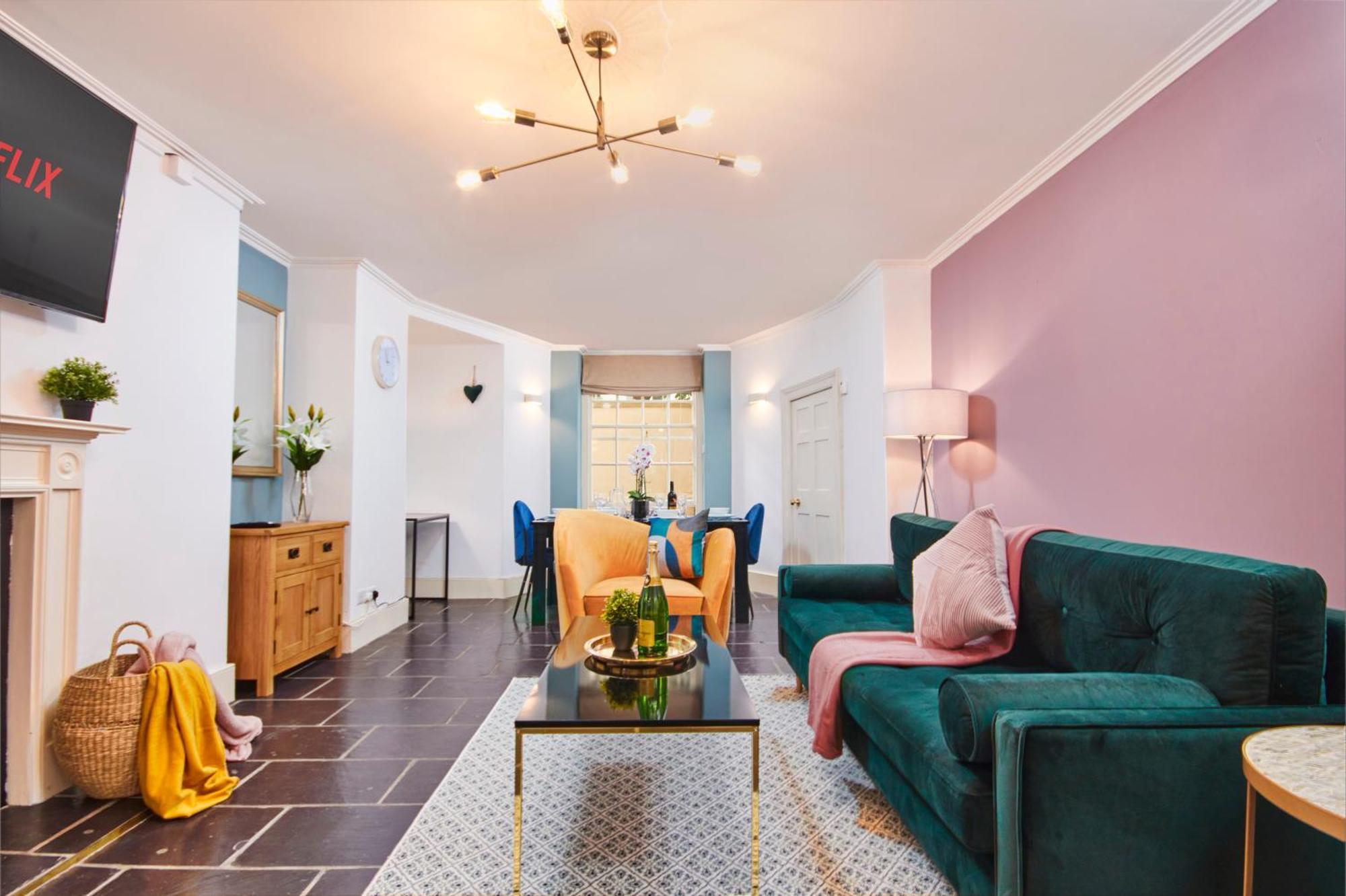 Beautiful 2Bedroom 4 Actual Beds House With Wifi By Purestay Bath Bagian luar foto